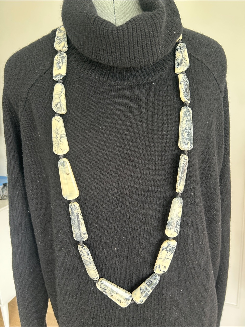 ⚪ Modern Long White Statement Bead Necklace ⚪
